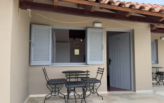 Olga's Sea View Studios -500m from Ipsos