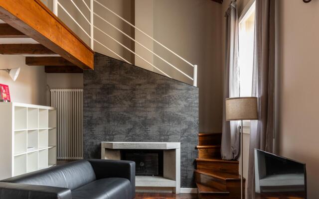 Galliera 2 - Wooden design apartment