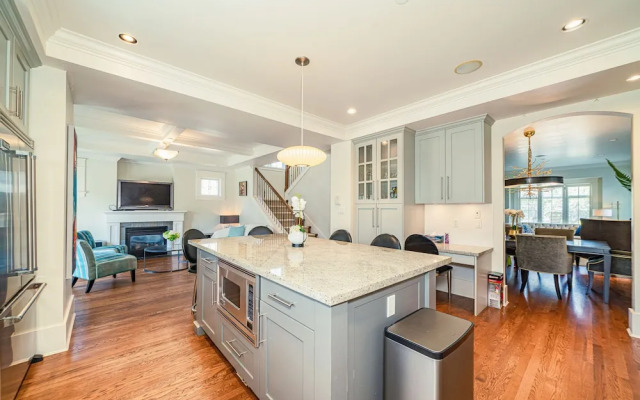 Timeless Retreat Near Central Vancouver