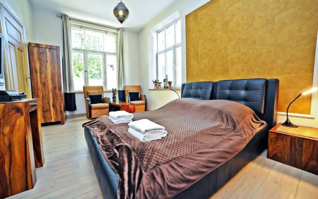 Africana by Grand Apartments