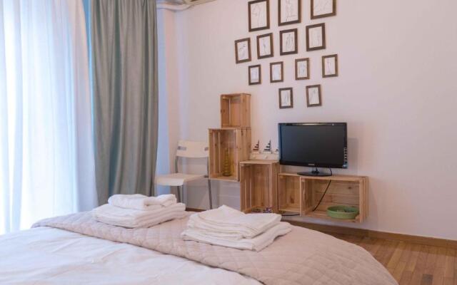 2 bedroom apartment close to Piraeus port