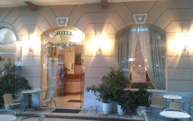 Hotel Diethnes