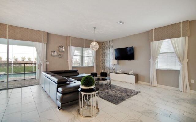 Amazing House! Champions Gate - 8911SD