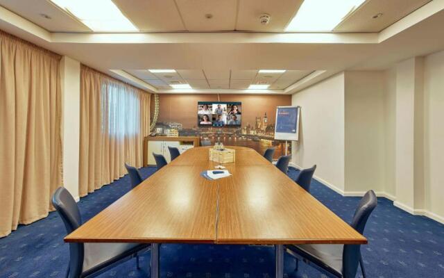 Holiday Inn Express London - Stratford by IHG