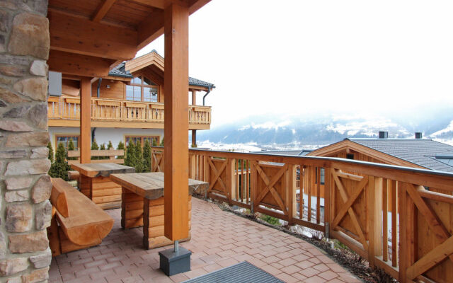 Avenida Panorama Chalets by Alpin Rentals