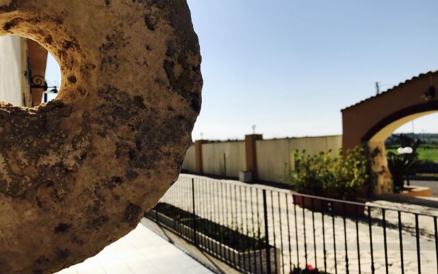 Domus Aurea Resort