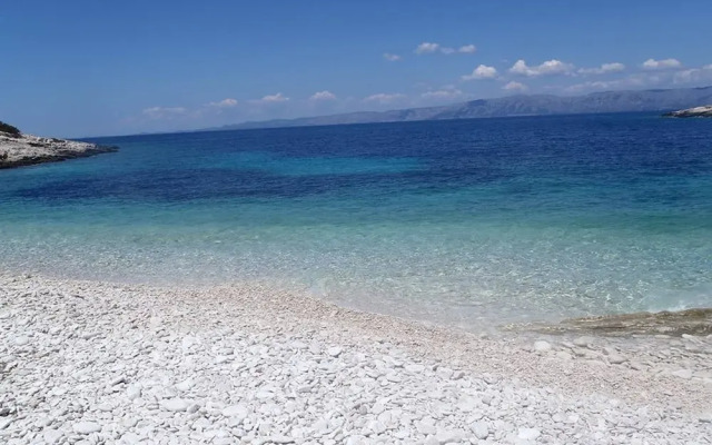 Charming Unique Apartment For 4