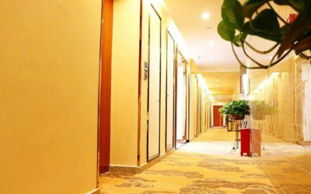 Kunming Tuyue Business Hotel