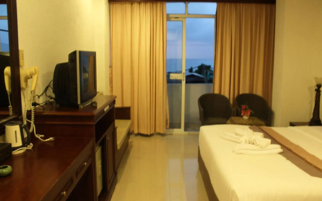 Pimnarah Suites Privileged Service Apartment