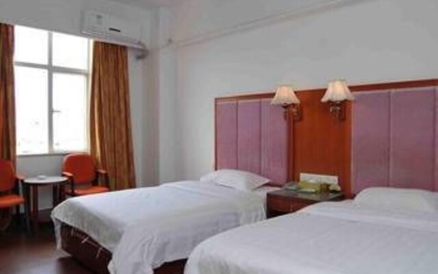 Pearl Hotel
