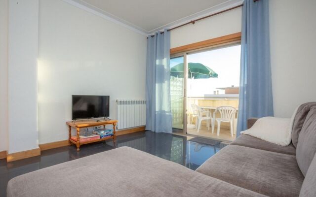 Marginal Oceanica Apartment