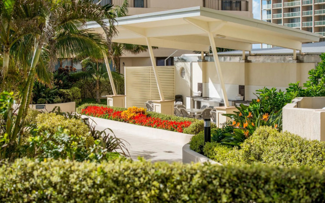 Paradise Centre Apartments