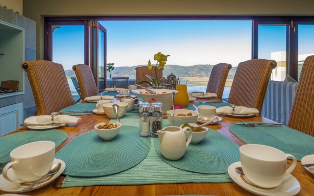 Villa Paradisa Guest House