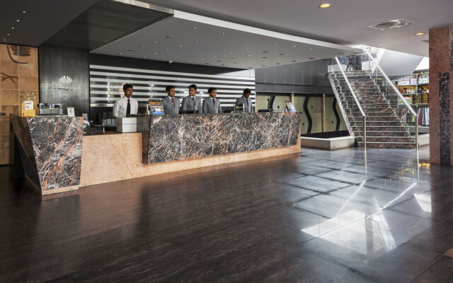 Long Beach Hotel