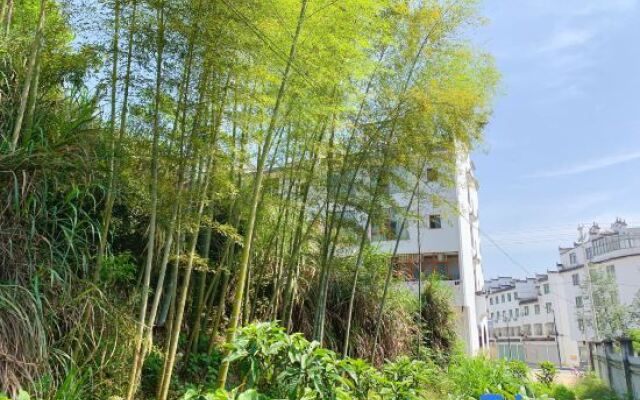 Hanlu Hostel