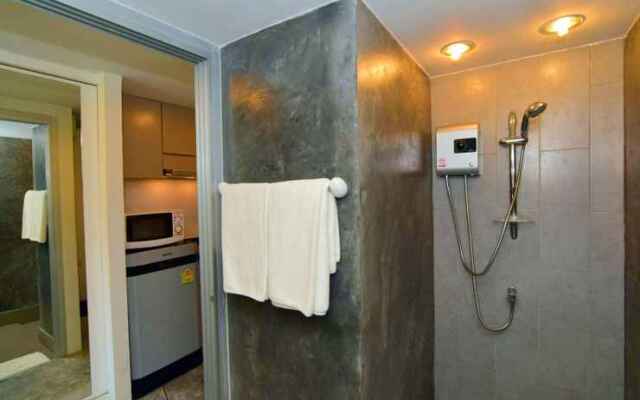 Replay 309 Apartment