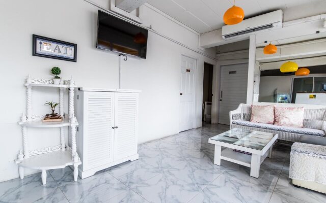 Take A Rest Donmuang Residence