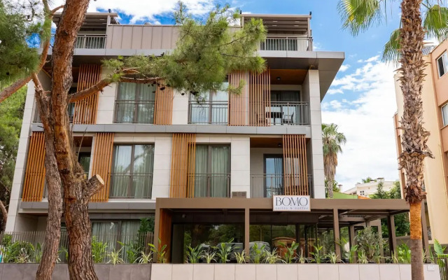 Bomo Suites