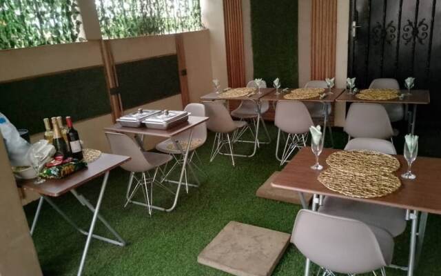 Bulon Hotel