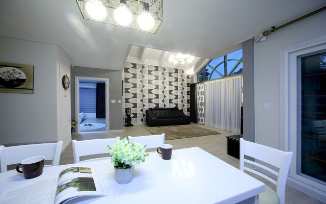 Gangneung Gyeongpo Bali Pension