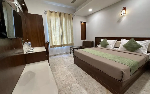 FabHotel Swaruchi Inn Rohini