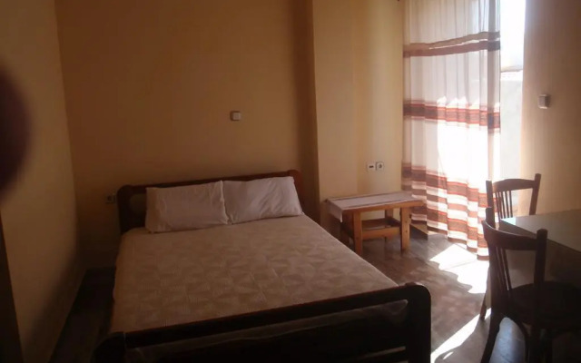 Anna's Apartments
