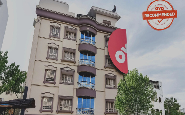 OYO 76010 Hotel Jayalakshmi Residency