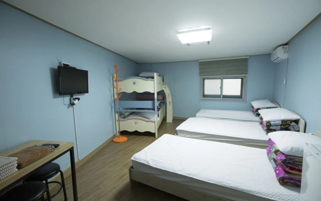 WELL PLUS BNB Guest House