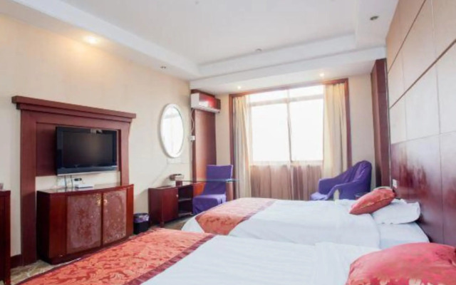 Shore River Holiday Hotel