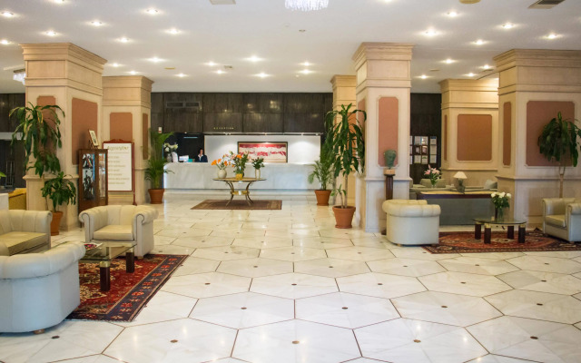 Creta Star Hotel