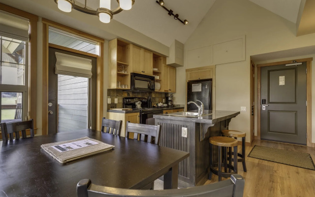 Predator Ridge Resort