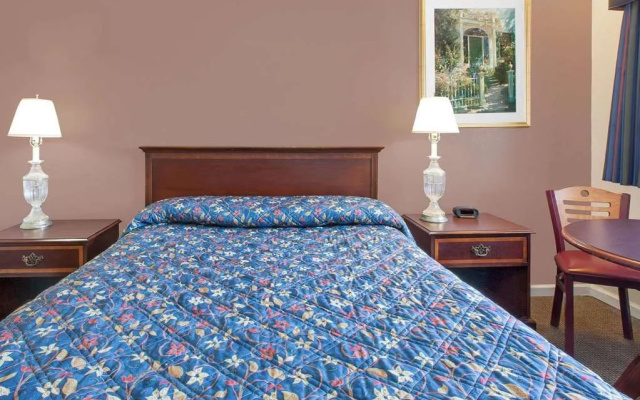 Knights Inn Grand Blanc