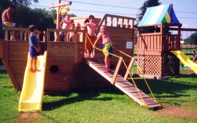 Pollace's Family Resort