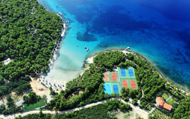 Pine Beach Pakostane - All Inclusive light