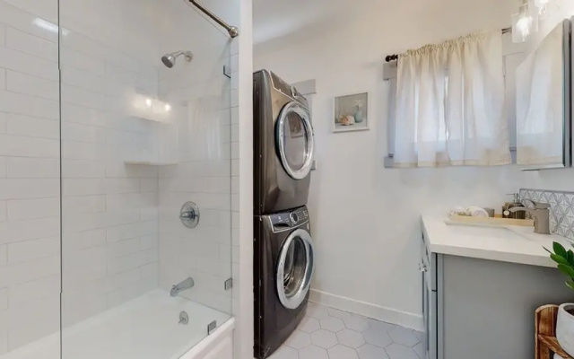 Cozy Alhambra 3BR Near Downtown Los Angeles