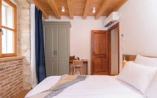 Oleander Center Suites
