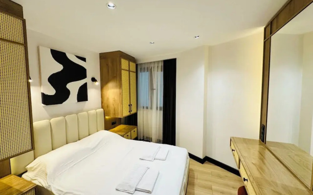 Rose Point Residence