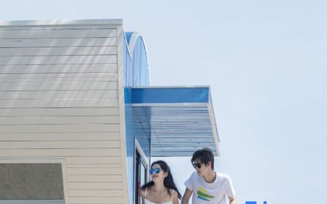 Silver Sands Hotel By RìChū
