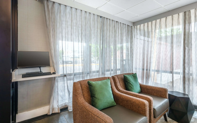 Best Western Plus Laurel