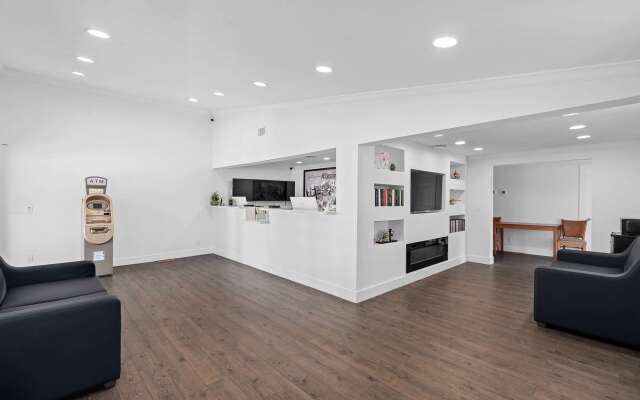 Super 8 by Wyndham Kissimmee-Orlando