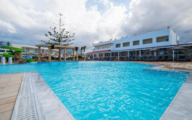 Senseana Sea Side Resort & Aquadventure - All Inclusive