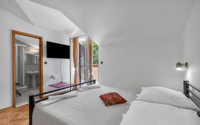 Guest House Lazeta