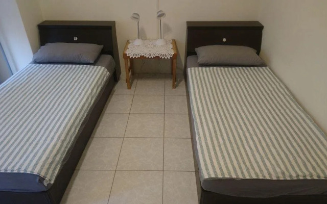 Chao Zhou Train Station Hostel