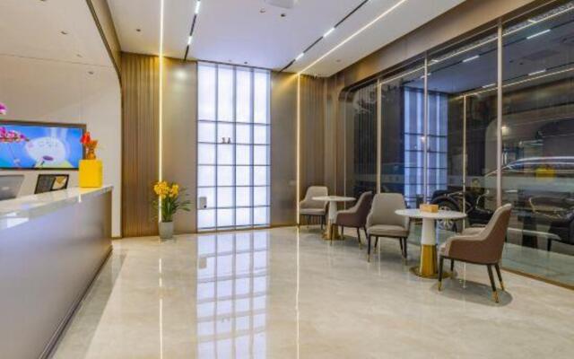 Lis Hotel