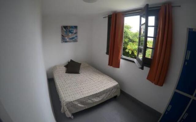 Lobo Hostel