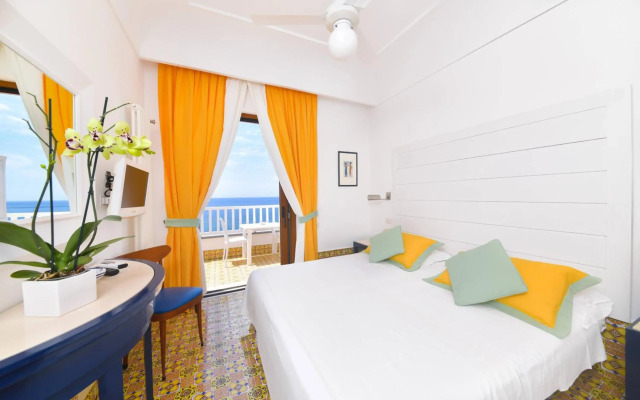 Johanna Park Hotel