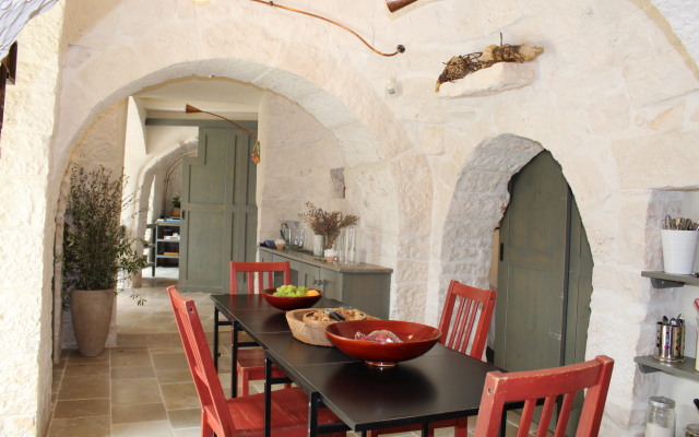Ostuni Trullo Fiabesco con Piscina