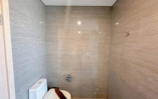 Spacious And Elegant 2Br At One East Penthouse & Residence Apartment