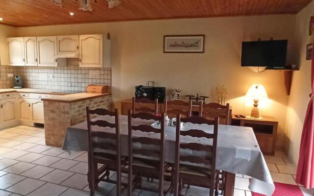 Gîte Fontenoy-le-Château, 3 pièces, 4 personnes - FR-1-589-69