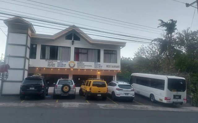 Alisson Hotel & Restaurant